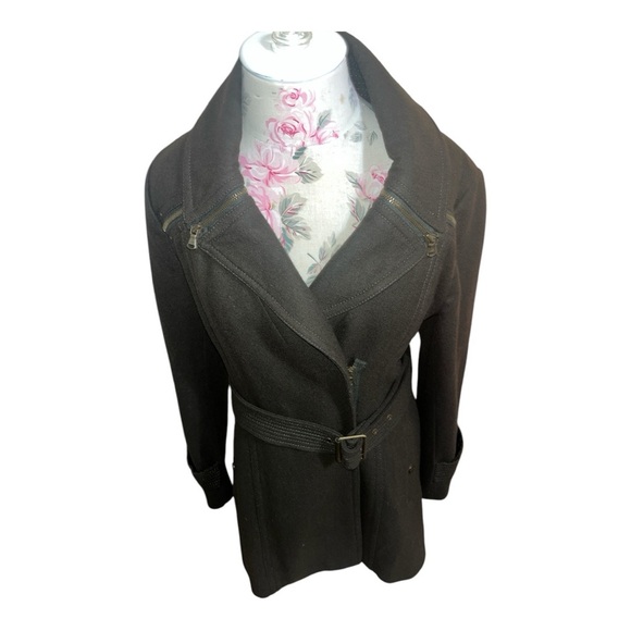 Kenneth Cole New York Women’s Size 12 Wool Belted Coat in Deep Olive 🫒 - Picture 3 of 12